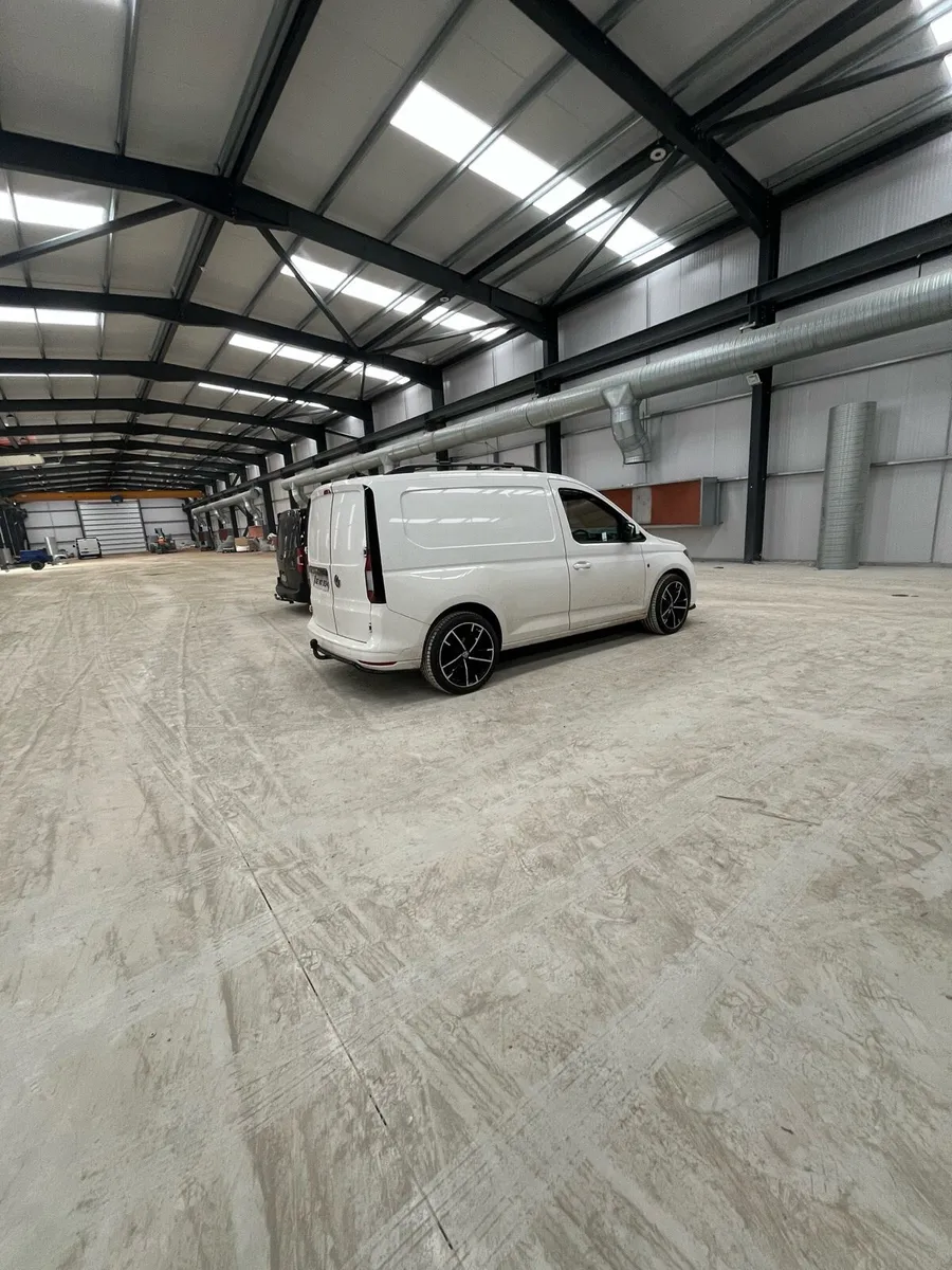 2021 Caddy - Image 4