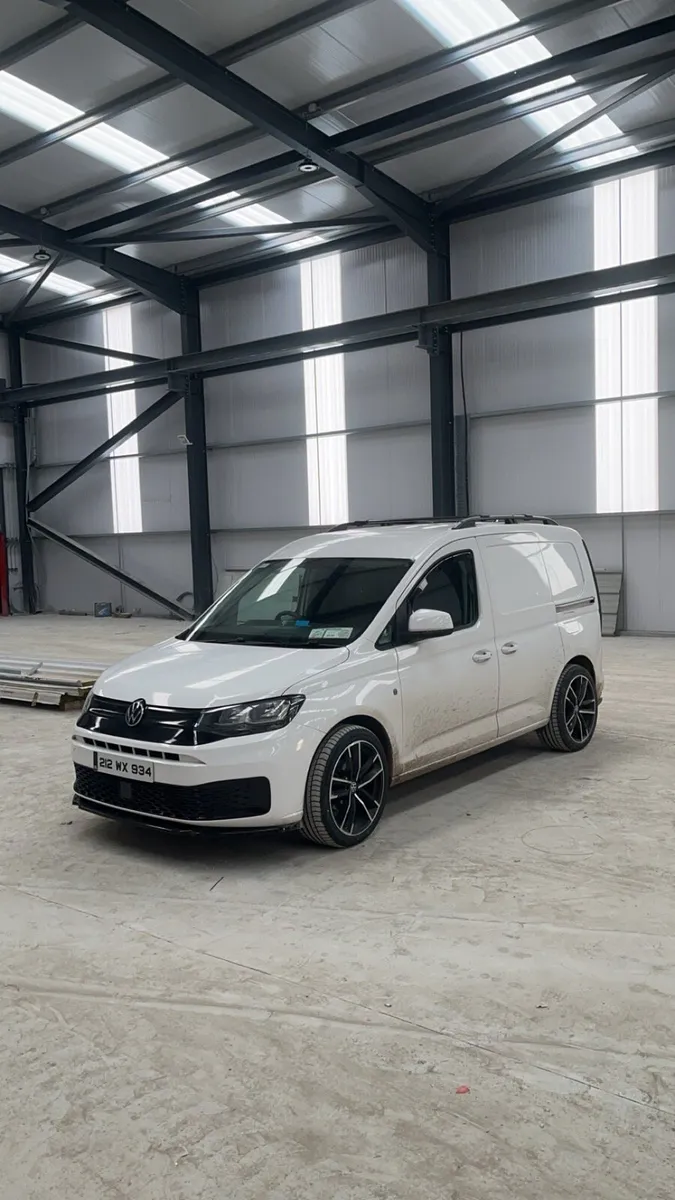 2021 Caddy - Image 2
