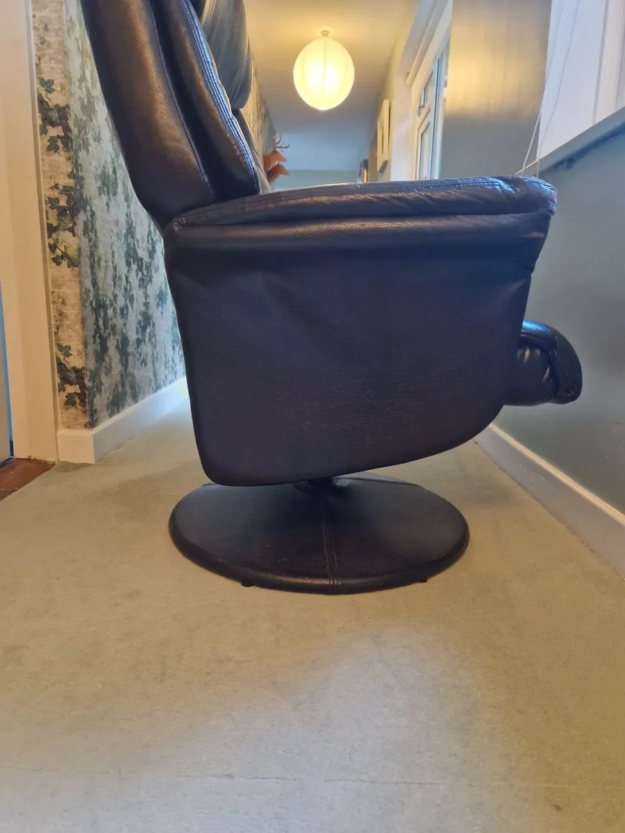 2 Leather Arm Chairs - Image 4