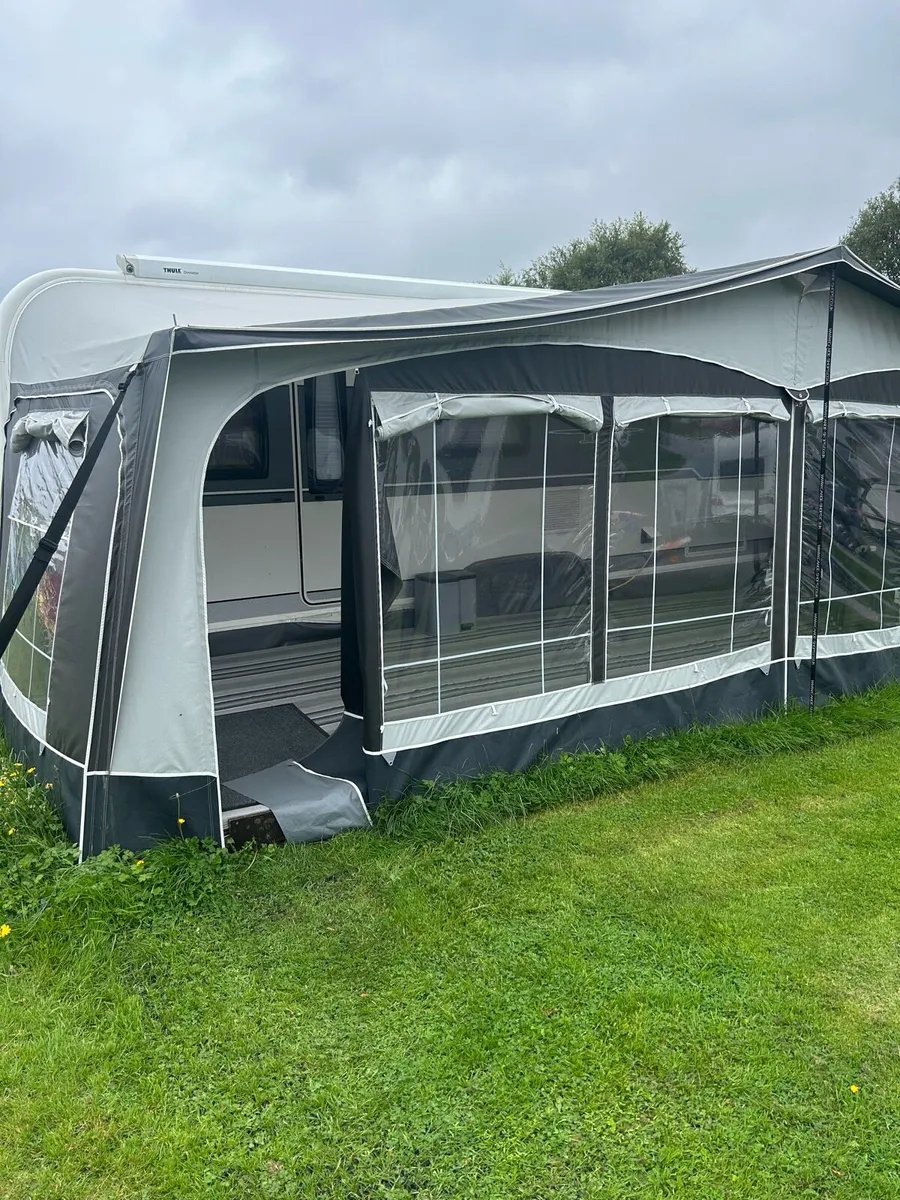Caravan season awning - Image 2