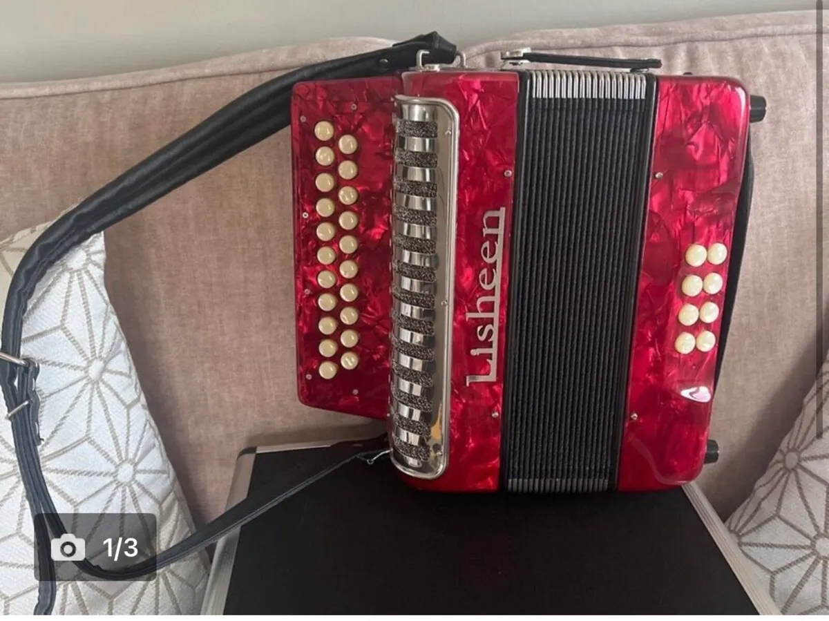 Lisheen Button accordion - Image 2