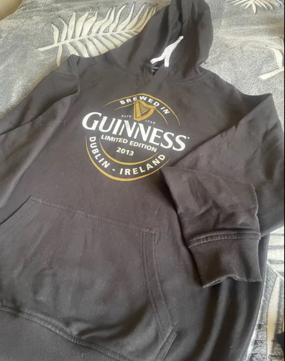 3 in 1 Guinness hoodie jumper + T-Shirt + Cup - Image 1