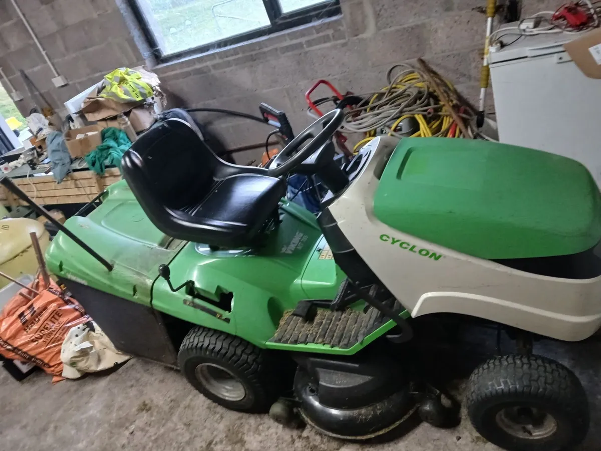 Lawnmower - Image 2