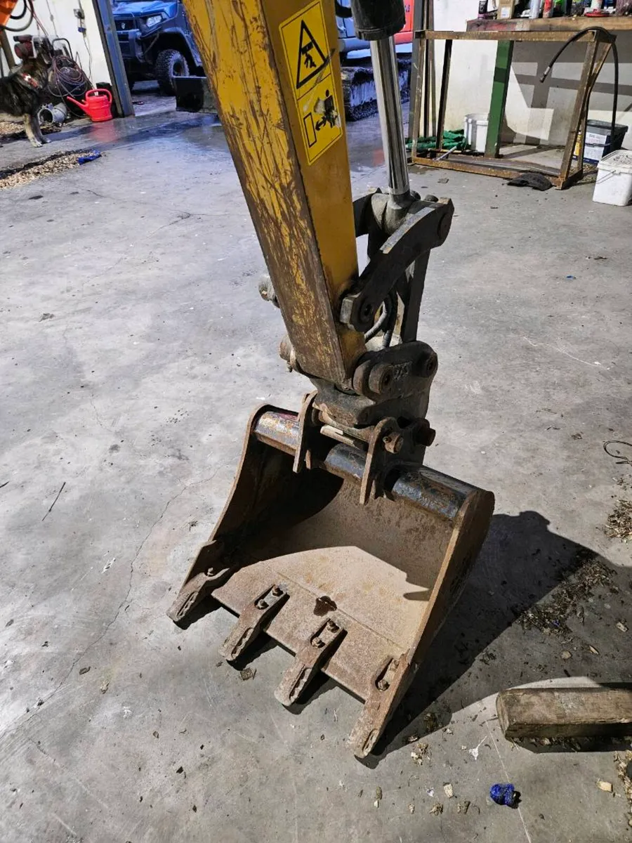 Sany sy26u mini digger - Image 4