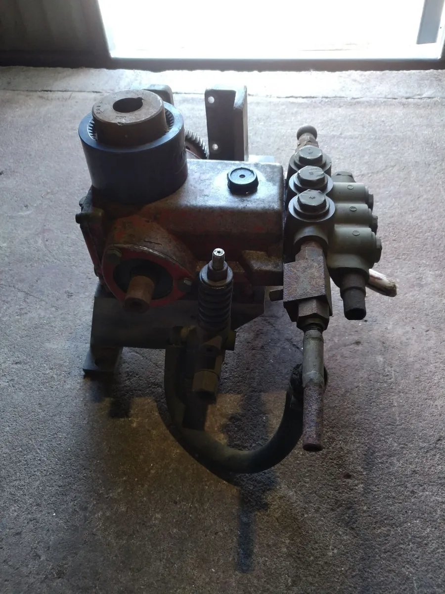 Pressure Washer Pump - Image 2