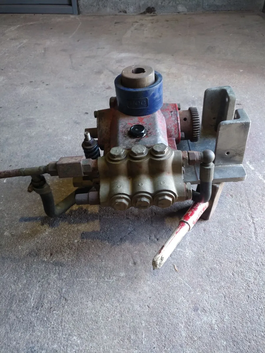 Pressure Washer Pump - Image 3