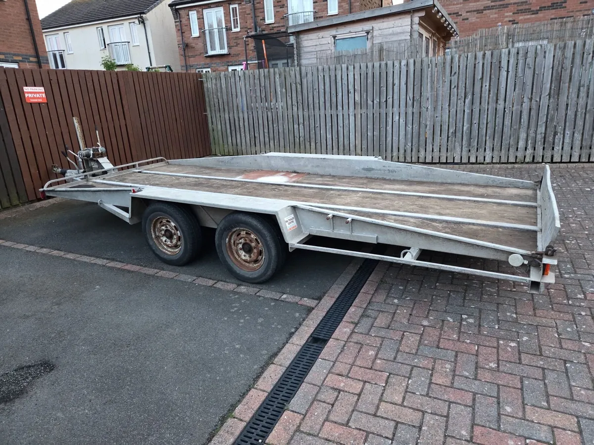 Car transporter - Image 3