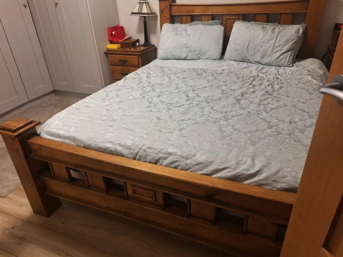 King Size Bed - Image 1
