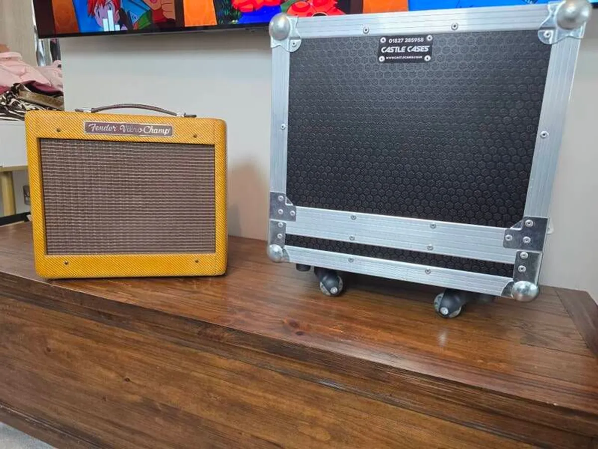 Fender EC Vibro Champ amp - Image 4