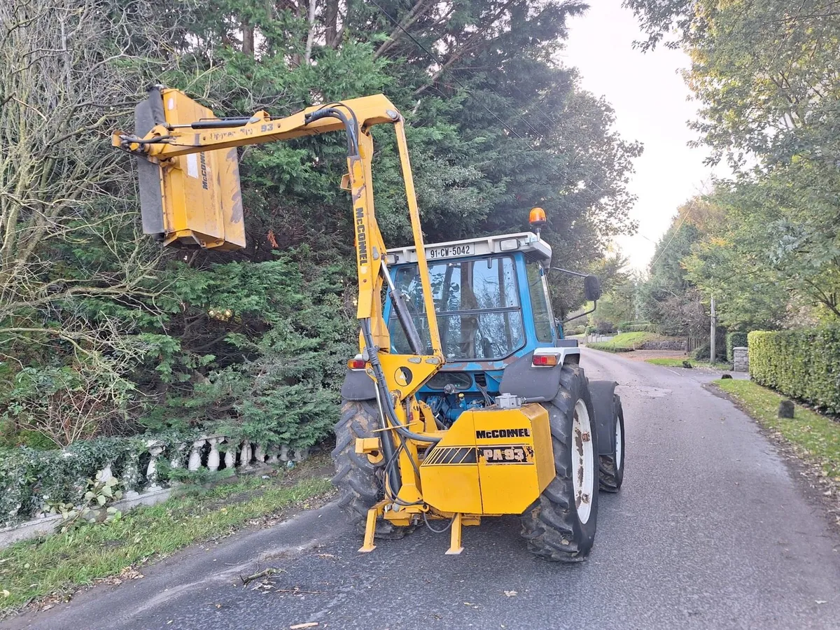 Mconnel PA93 hedgecutter - Image 2