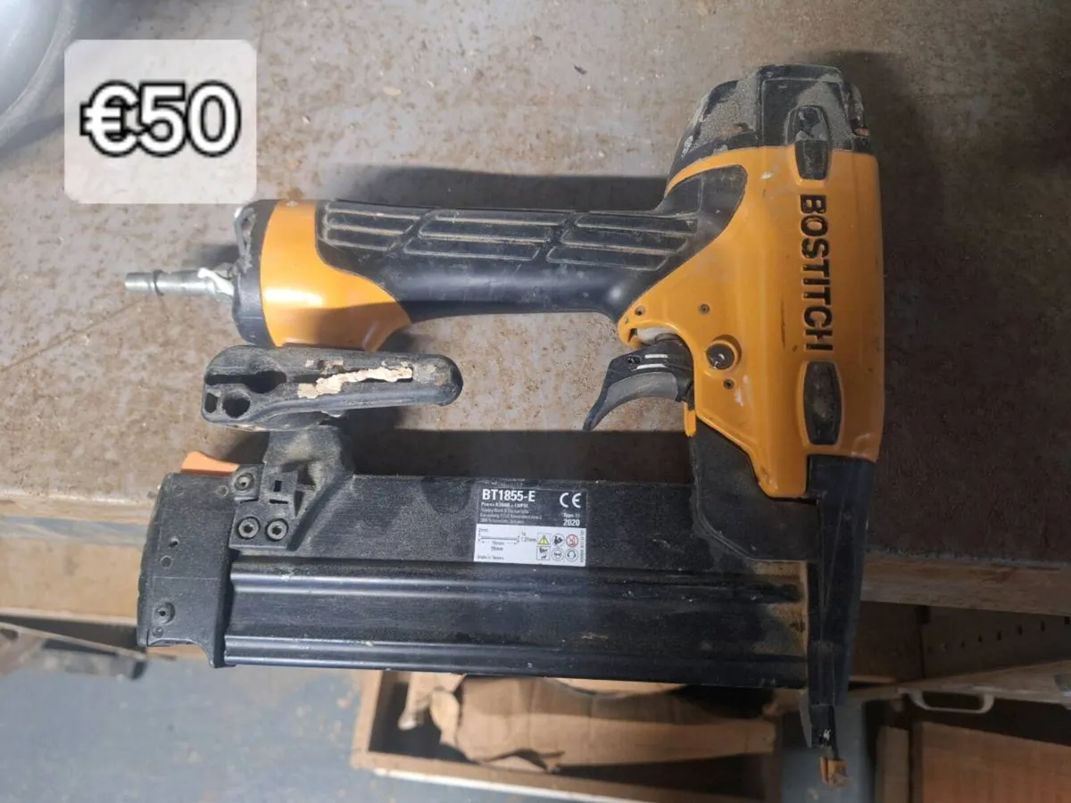Carpentry tools - Image 1