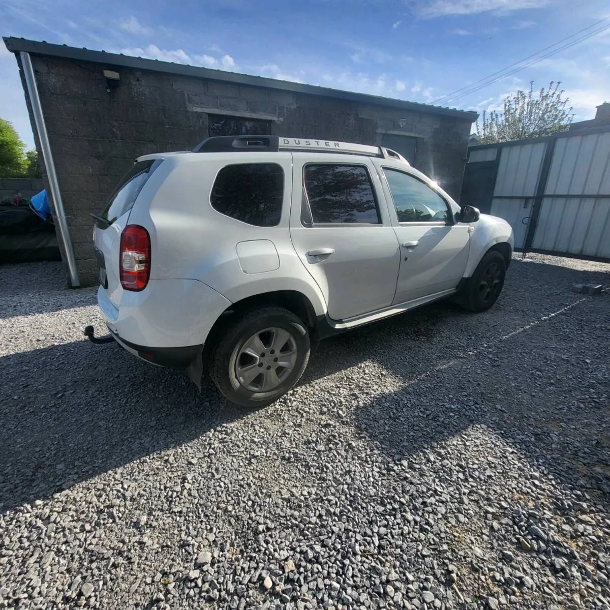 Dacia Duster 1.5 diesel  2017 - Image 4