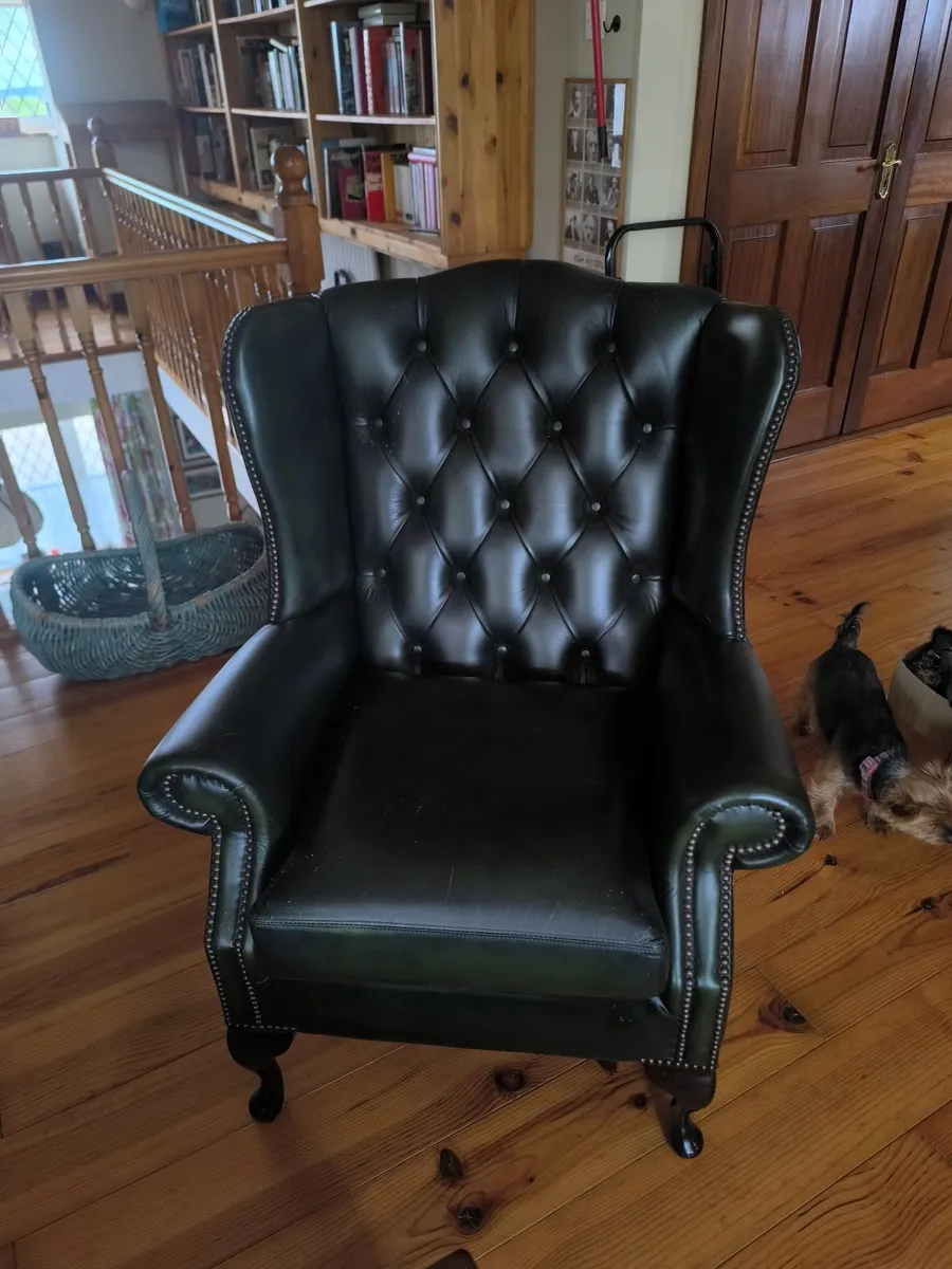 Green chesterfield leather couches with two chairs - Image 3