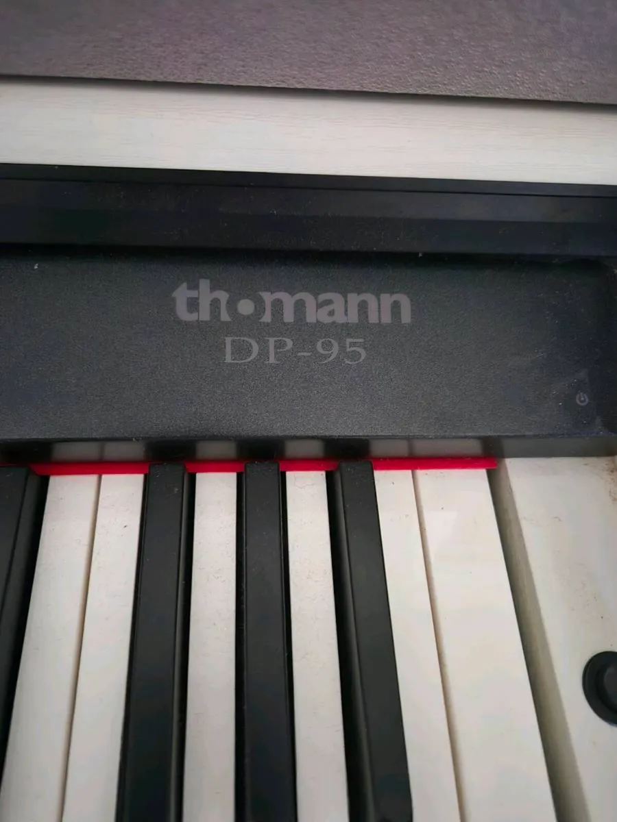 Digital Piano - Image 4