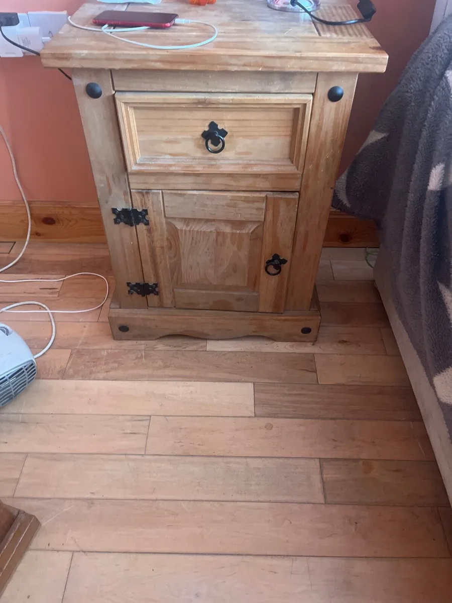 Bedroom furniture - Image 3