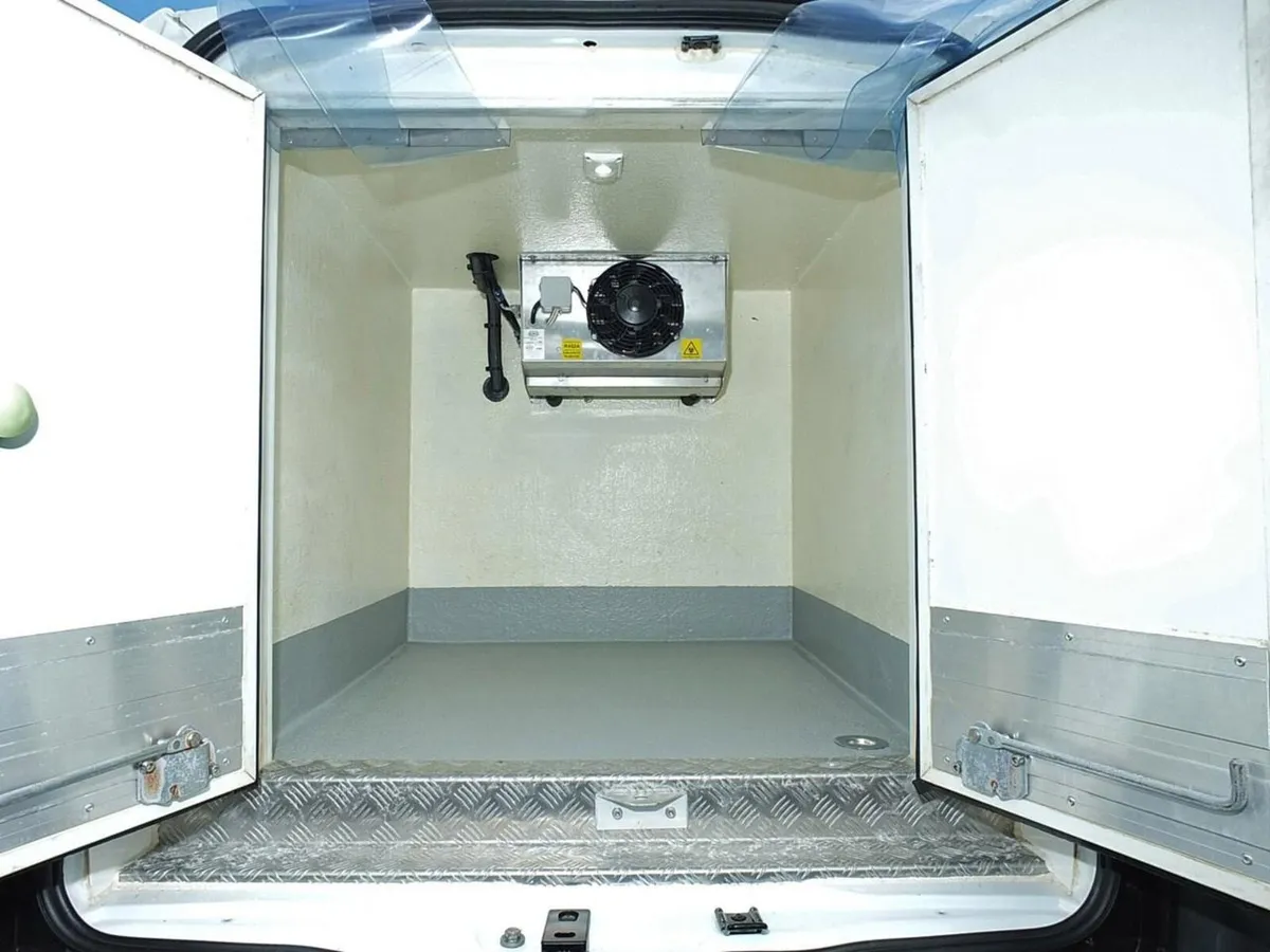 2017 Citroen Berlingo Refrigerated Van - Image 3