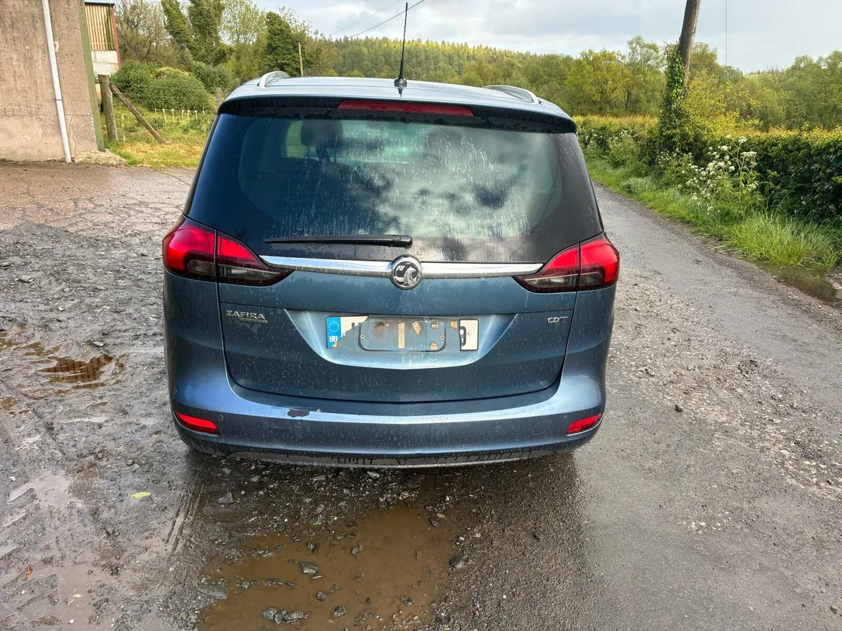 2015 Vauxhall zafira Parts/Breaking - Image 3