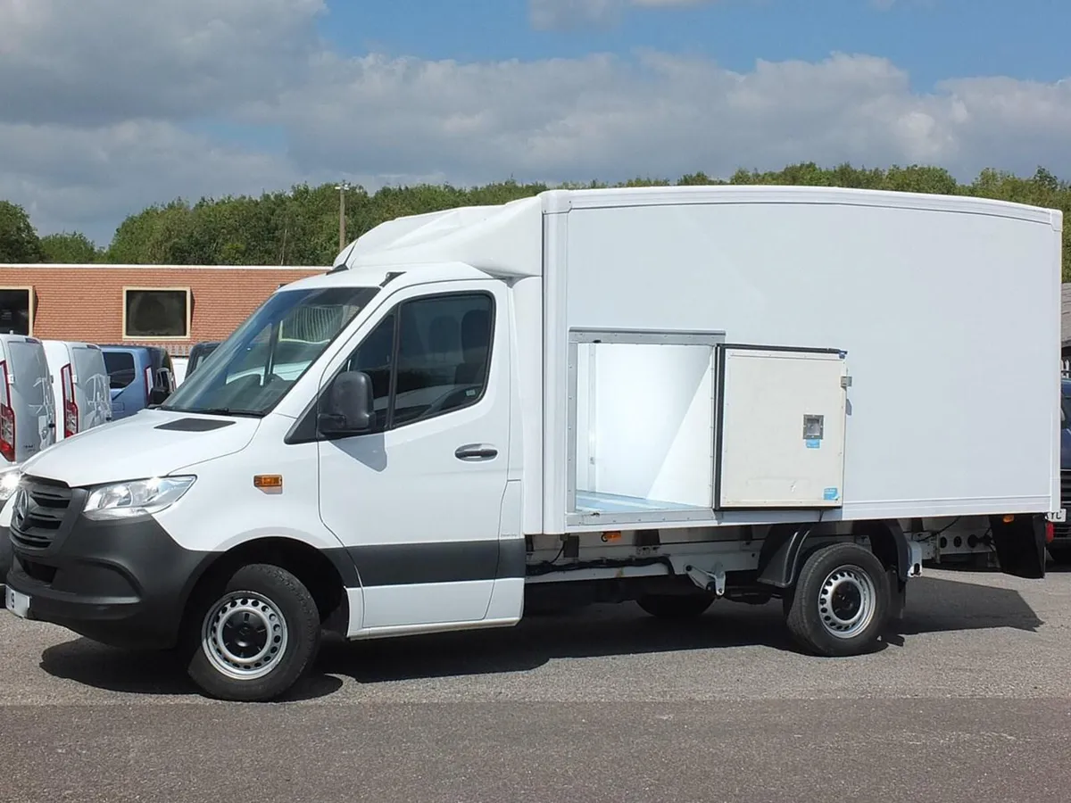 2019 Mercedes-Benz Sprinter Refrigerated Van - Image 1