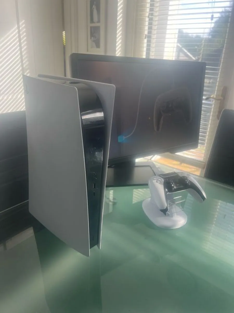 Playstation 5 - Image 3
