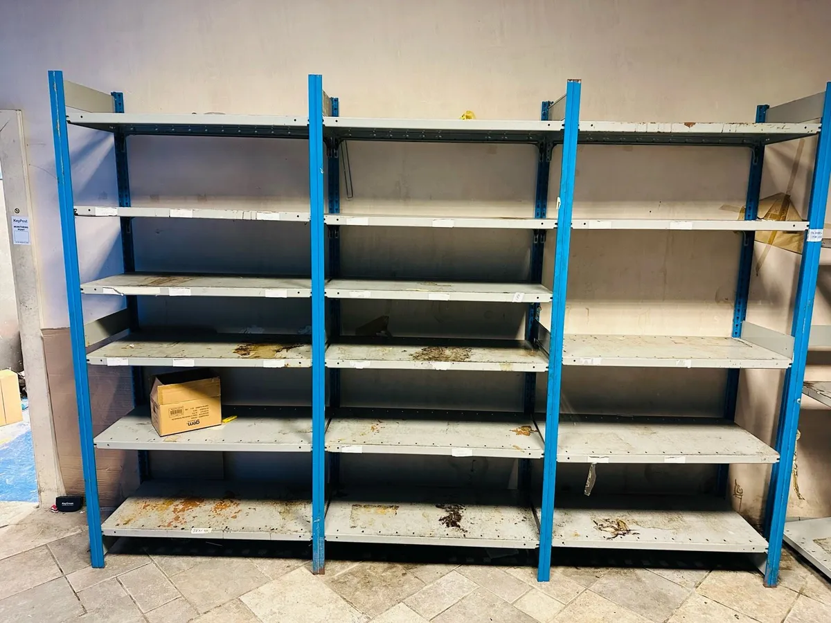 10 BAYS RACKING SHELVING HEAVY DUTY SOLD AS JOBLOT - Image 1