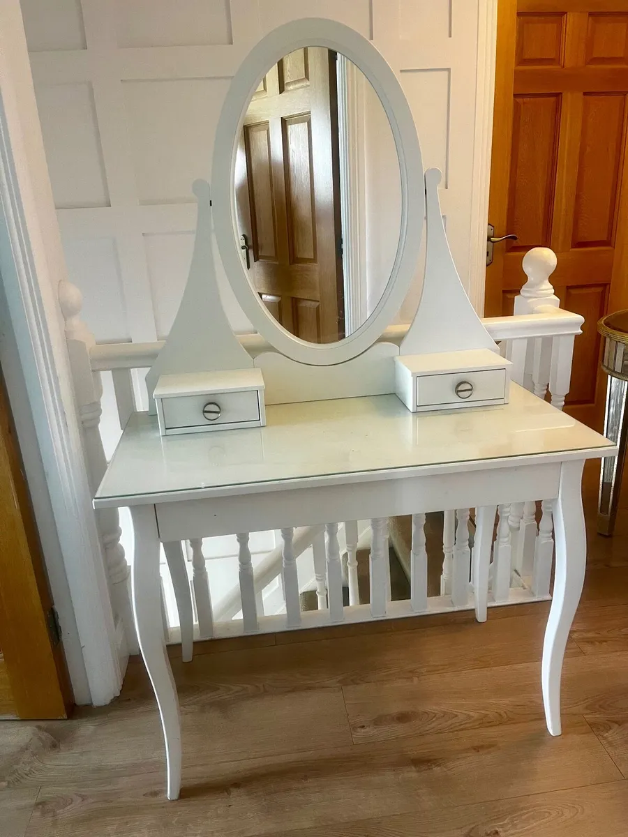 Dressing Table - Image 1