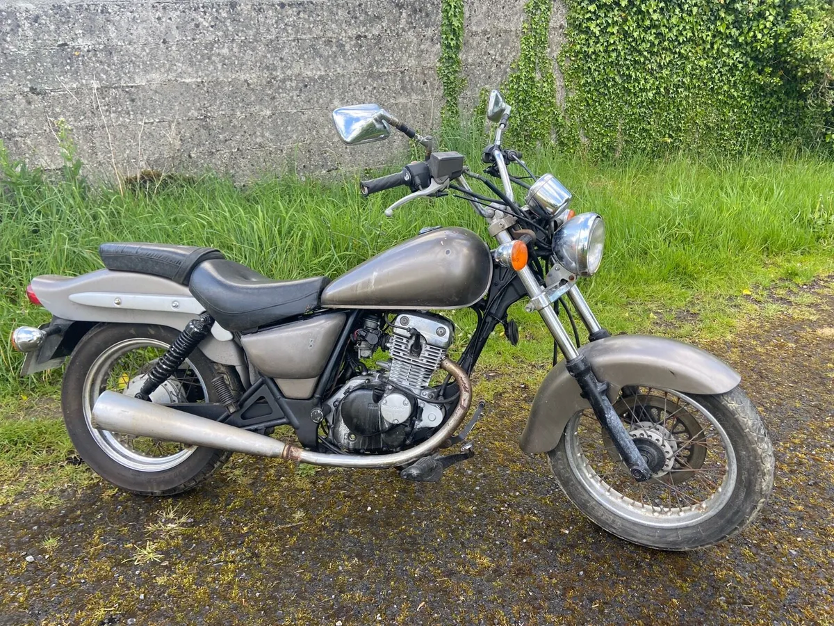Suzuki Marauder 125