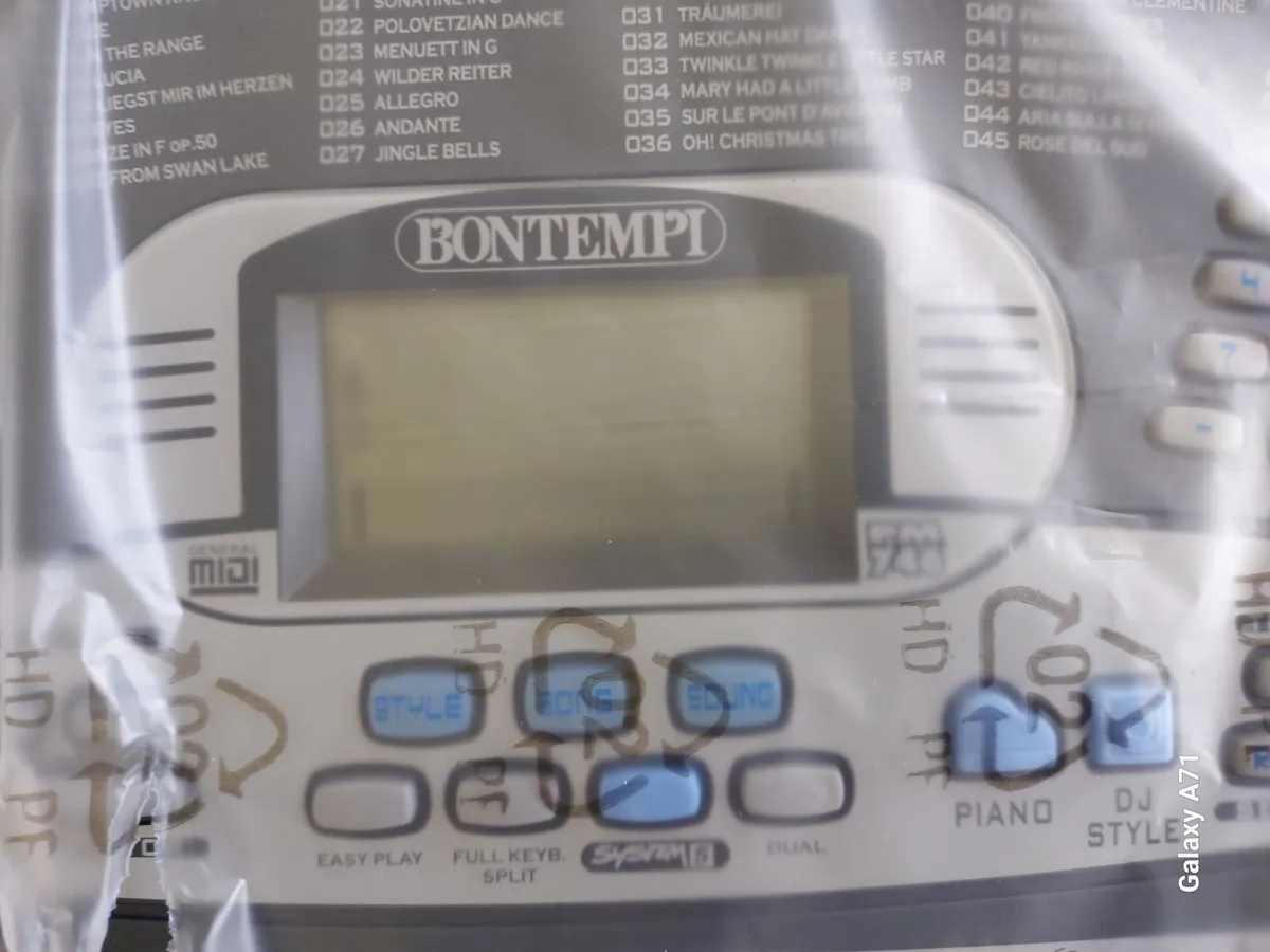 New in Box Bontempi System 5 Plus Music Keyboard - Image 4