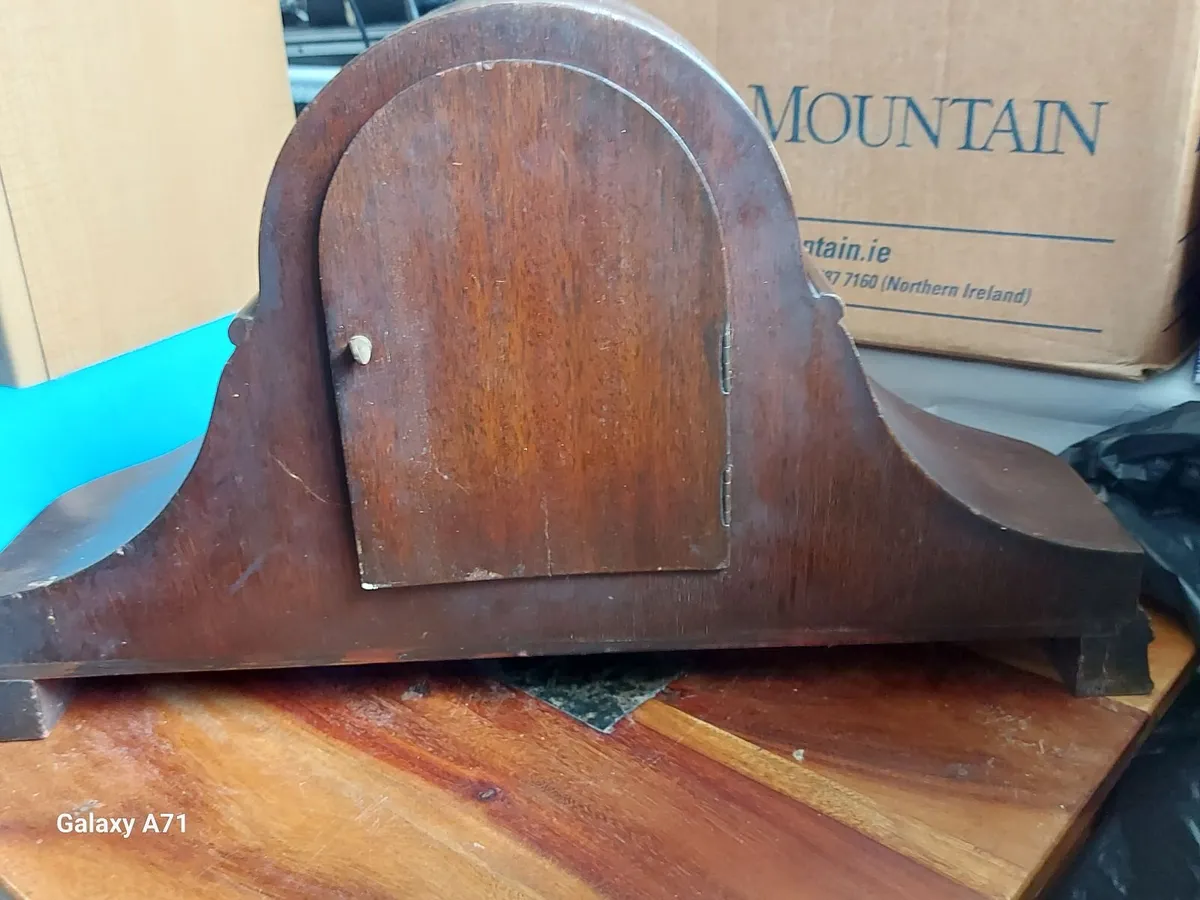 Antique Mantlepiece Clock - Image 2