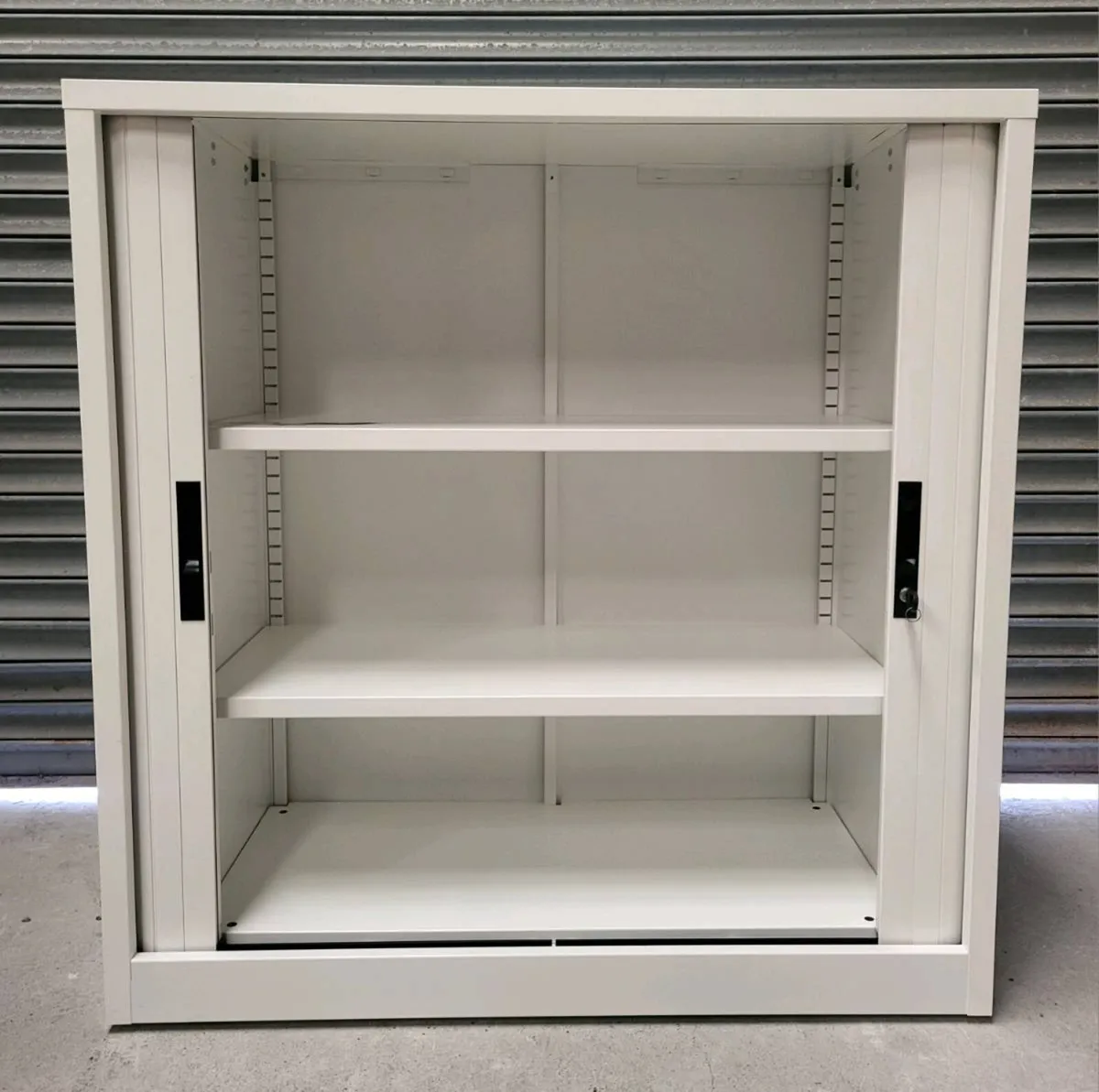 Storage Units With Keys. Mint Condition. - Image 1
