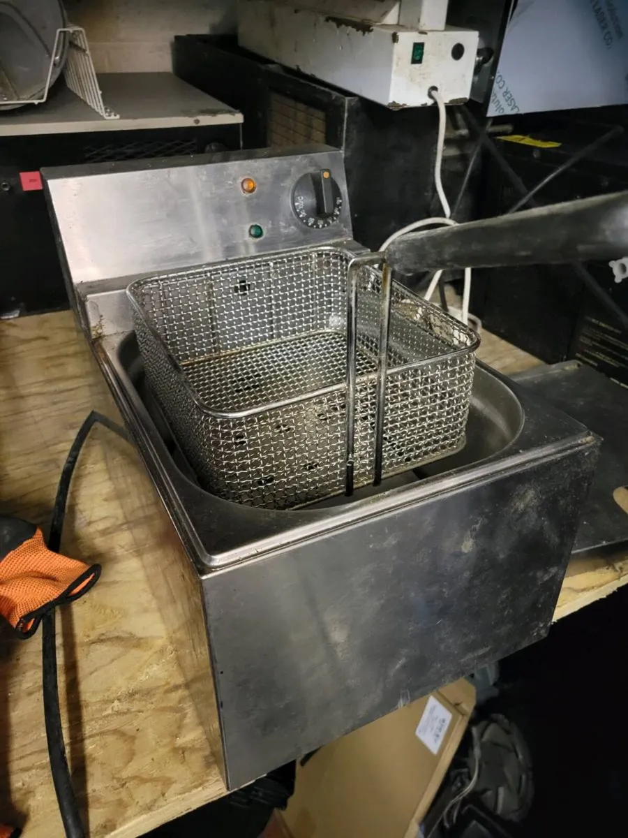 Fryer Electric Counter Top Fryer LINCAT - Image 1