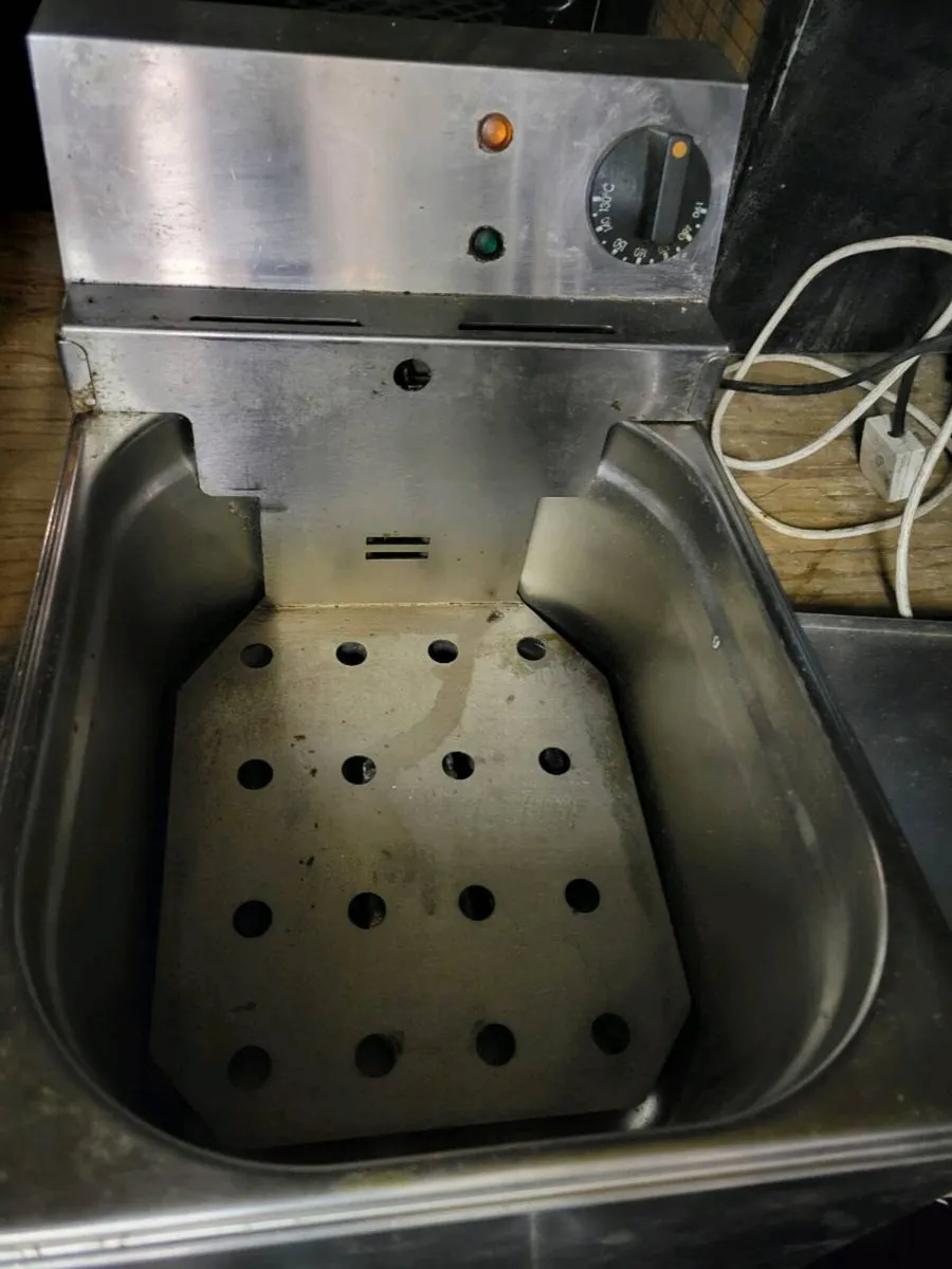 Fryer Electric Counter Top Fryer LINCAT - Image 2