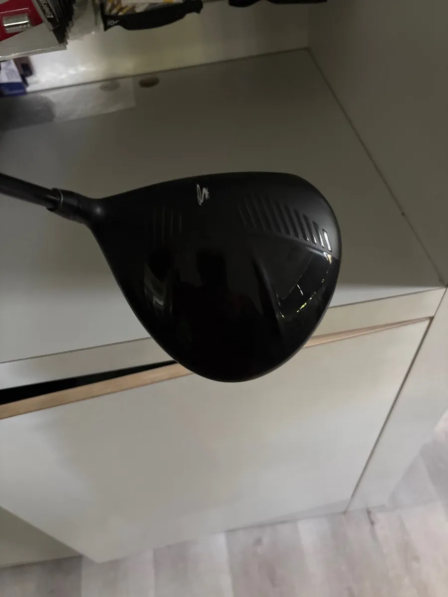 Cobra King F9 (9.0) X Flex - Image 2
