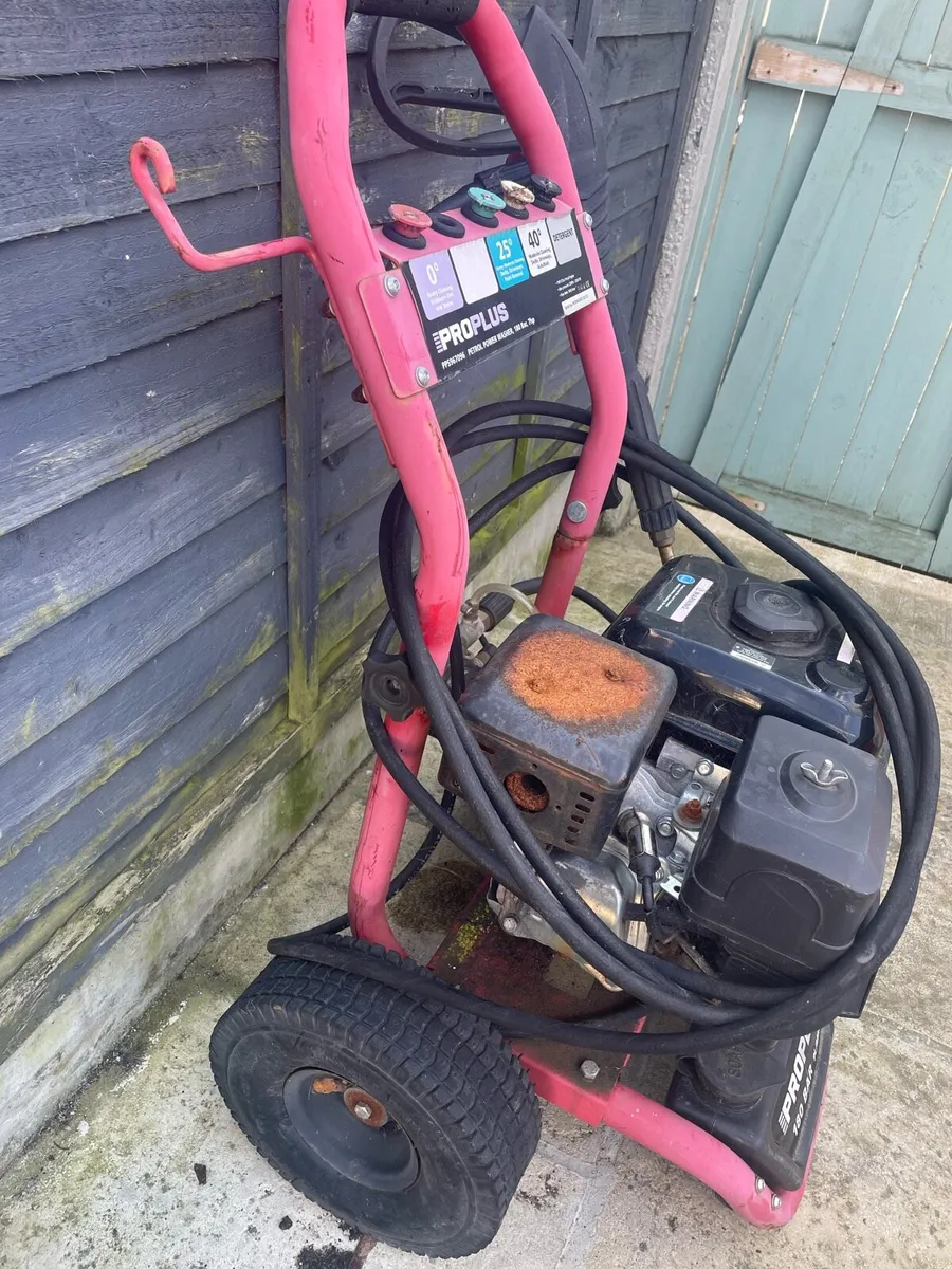 Petrol power washer - Image 2