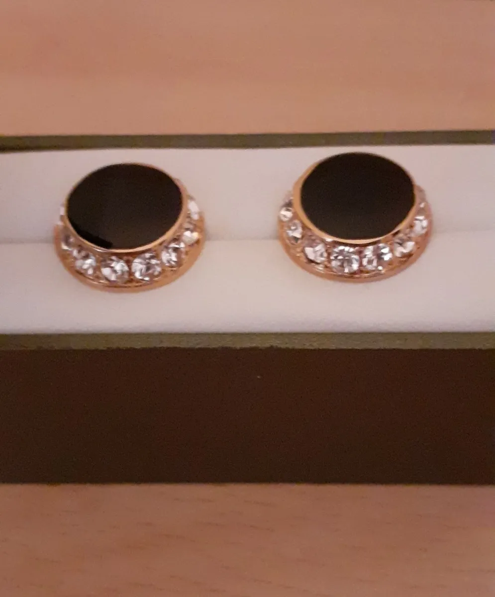 Gold Tone, black stone, Cuff links for men - Image 3
