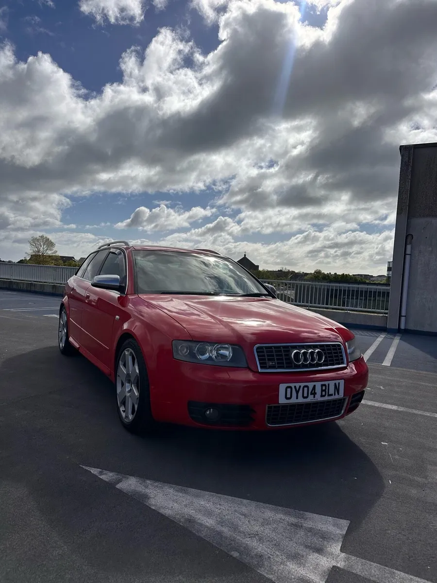 Audi S4 4.2 v8 Quattro manual - Image 1