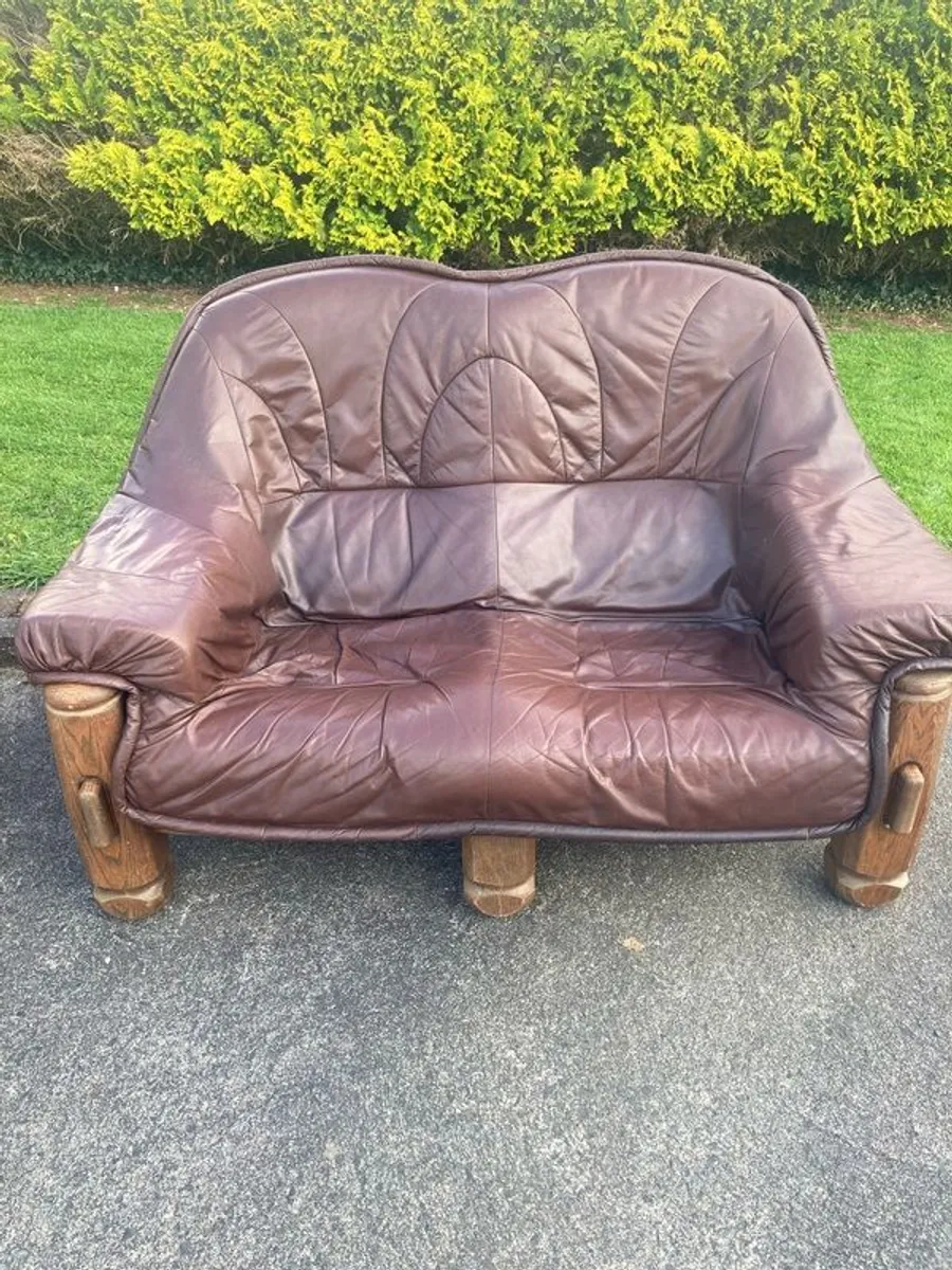 solid oak, genuine leather 2 seater & 2 armchairs - Image 2