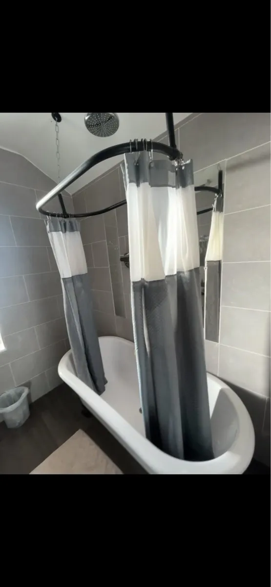 Free standing bath - Image 1