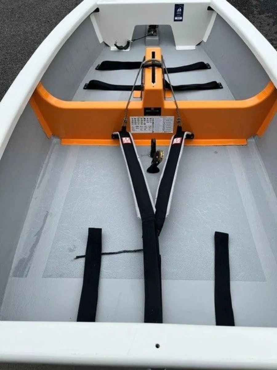Optimist Dinghy - Image 3