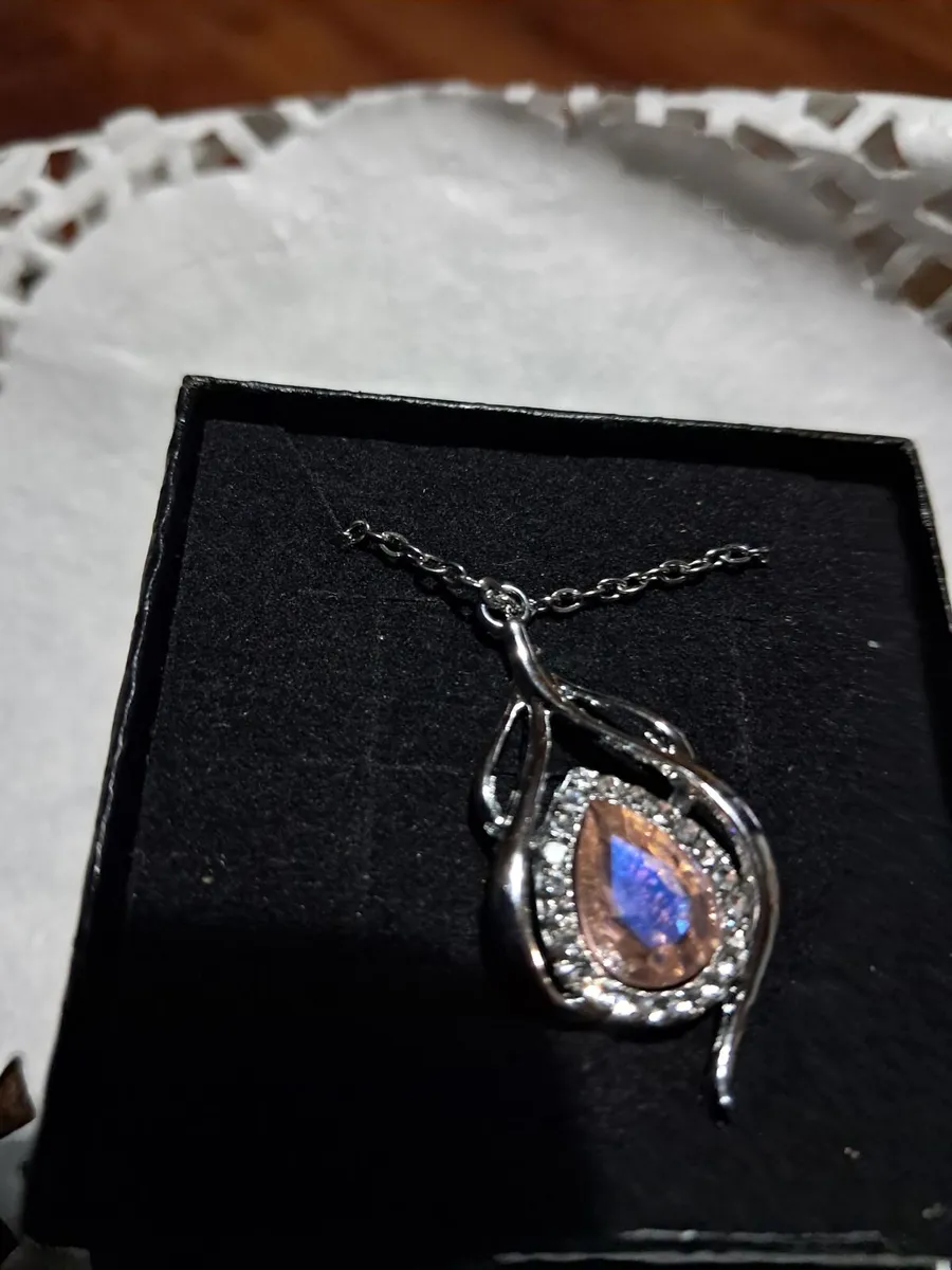 Jewellery - Image 2