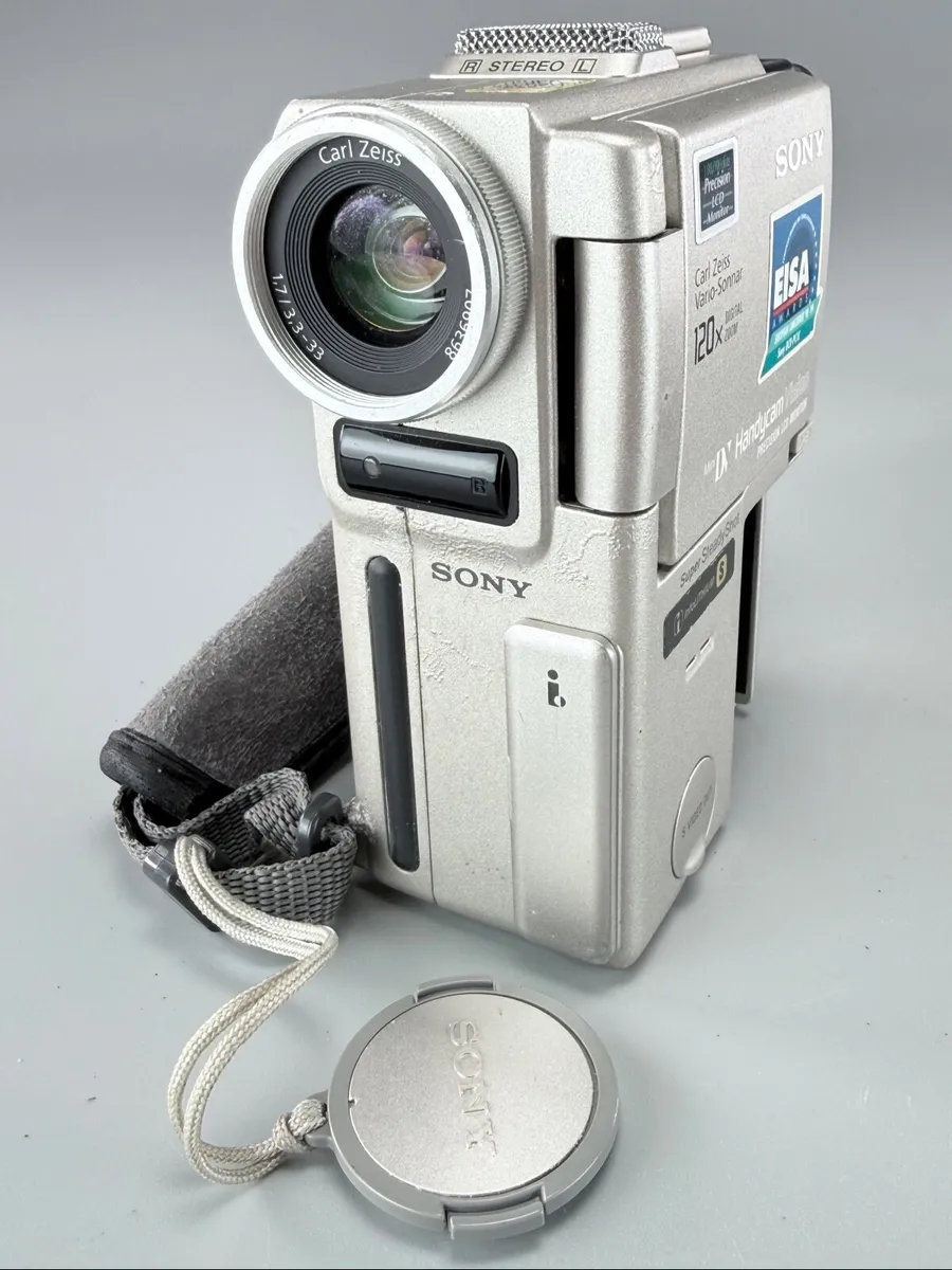 SONY MODEL NO DCR-PC1E mini dv tape recorder - Image 4