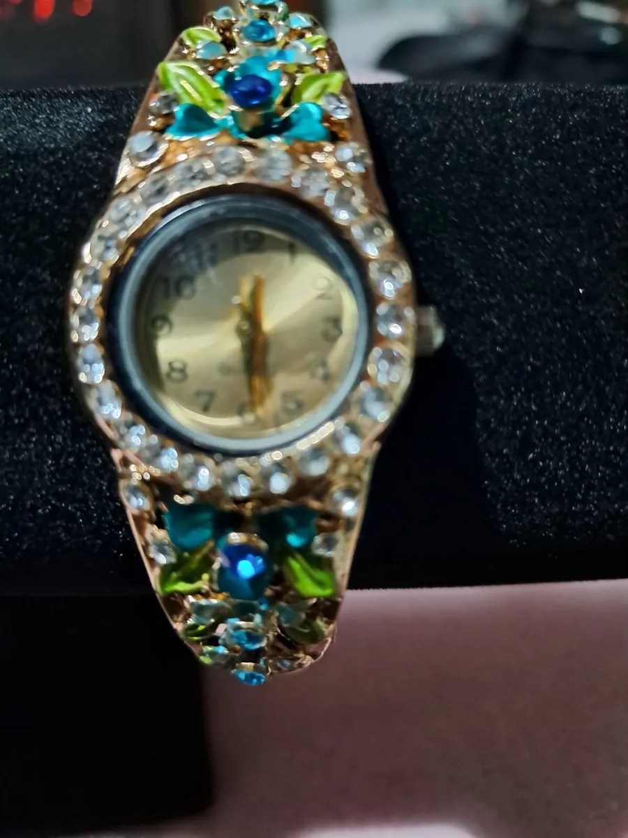 Jewellery - Image 2