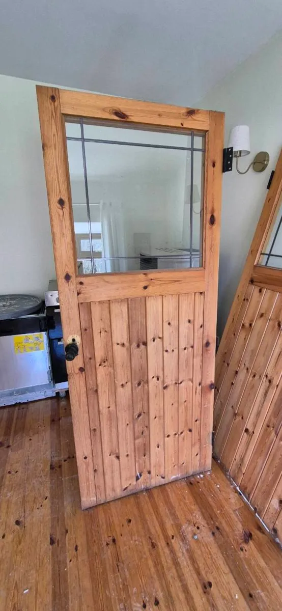 Double doors - Image 2