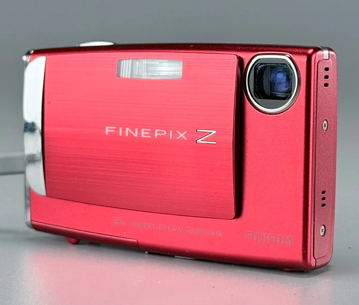 Fuji FinePix Z10 FD Red 7MP 3x Zoom  Digital Camer - Image 2