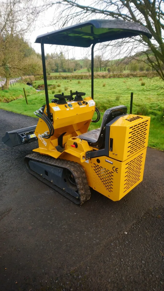 BOBDOG TRACKED MINI SKIDSTEER - Image 2