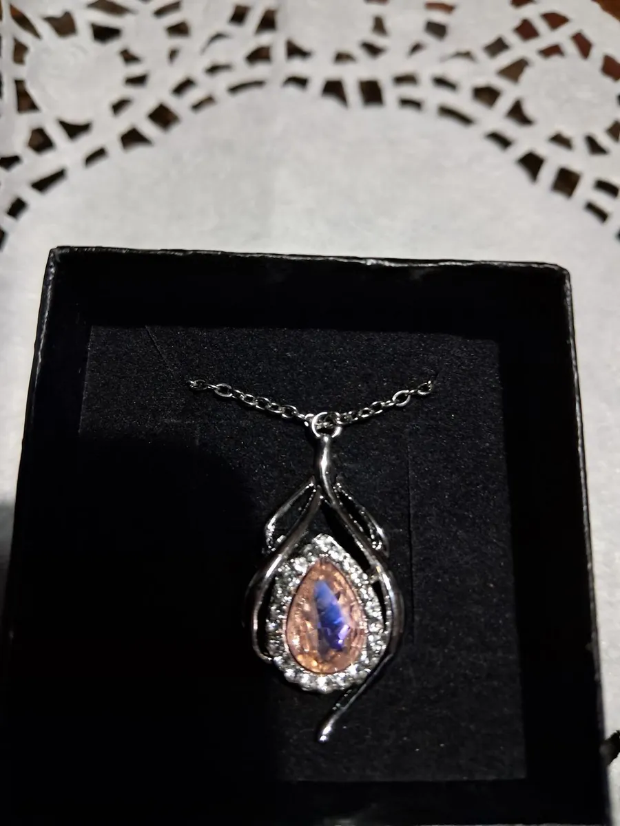 Jewellery - Image 2