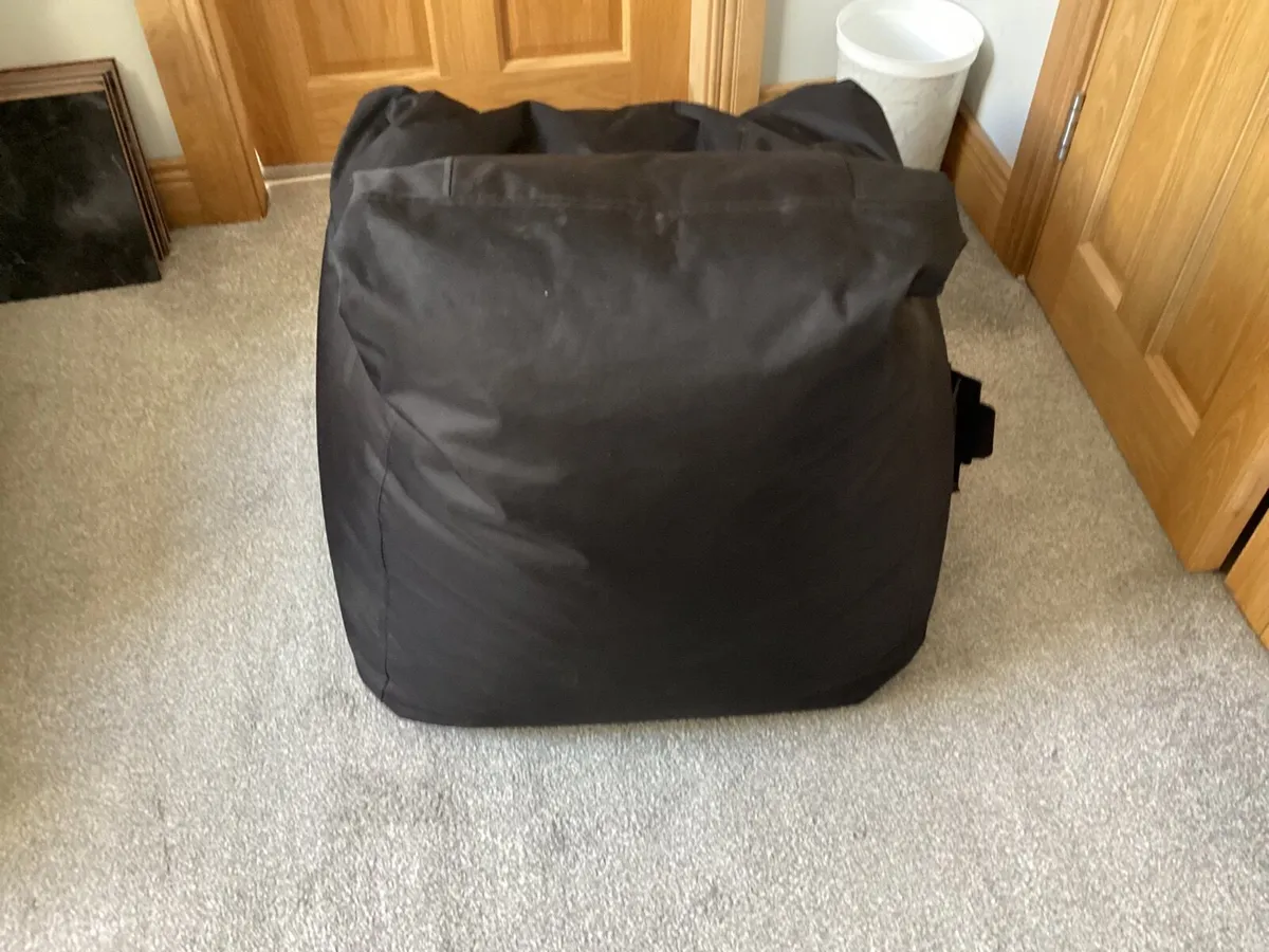 Kaikoo large black teenage bean bag - Image 3