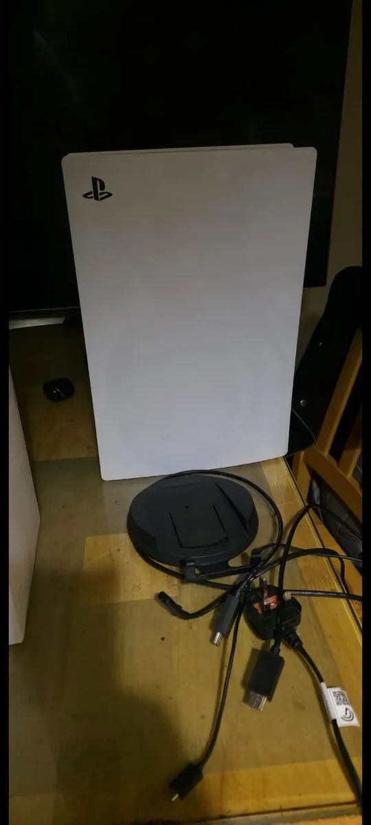 PS5 Disc Version - Image 4