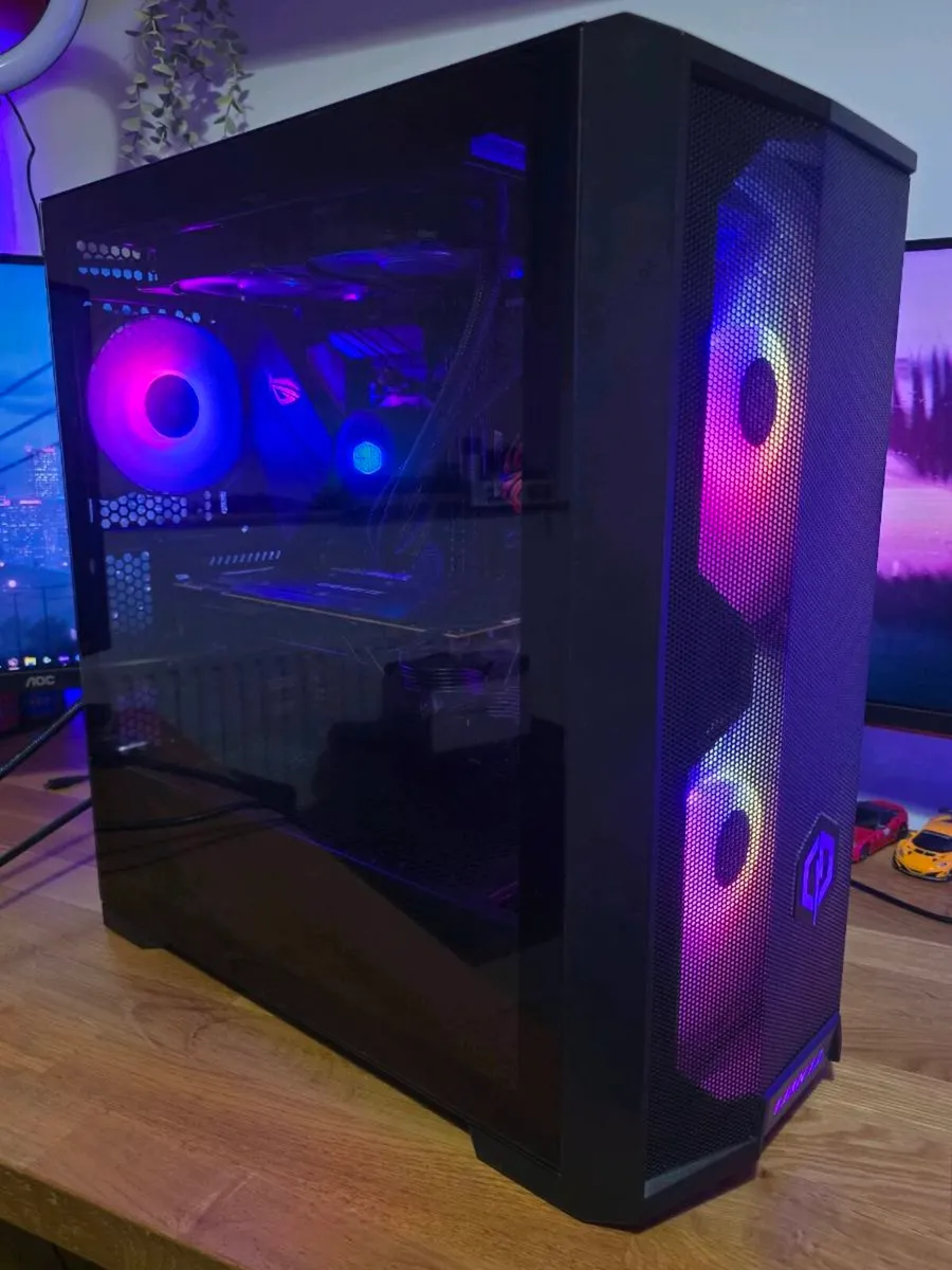 Gaming PC Ryzen 7, GTX 1080 - Image 1