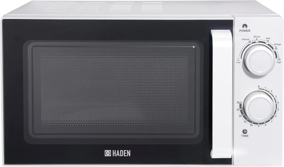 Stainless Steel Interior Microwave Oven - 20l - Image 1
