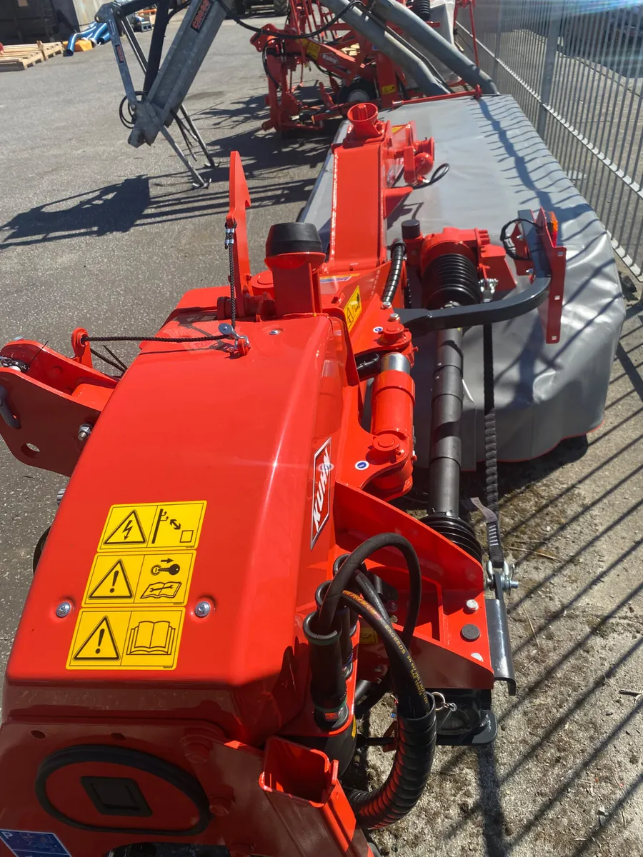 Kuhn mower - Image 2